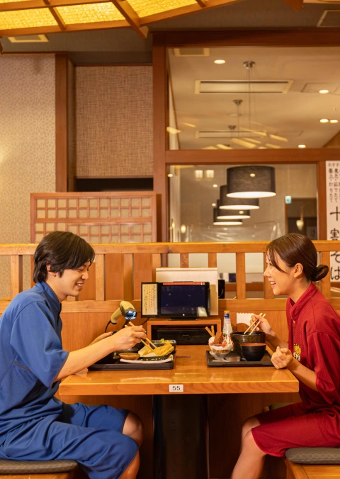 写真:レストラン