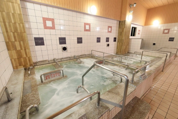 写真:ストロングバス